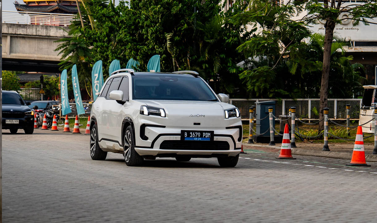 AION Driveperience Bintaro Xchange: Rasakan Langsung Sensasi Berkendara Mobil Listrik dari AION Indonesia