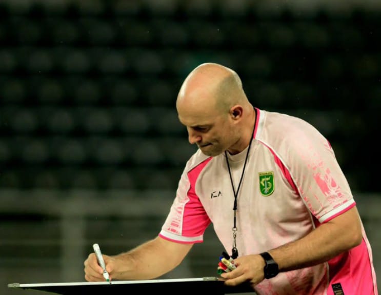 Jelang Persebaya vs Bhayangkara FC, Tavares Enggak Gonta-ganti Strategi!