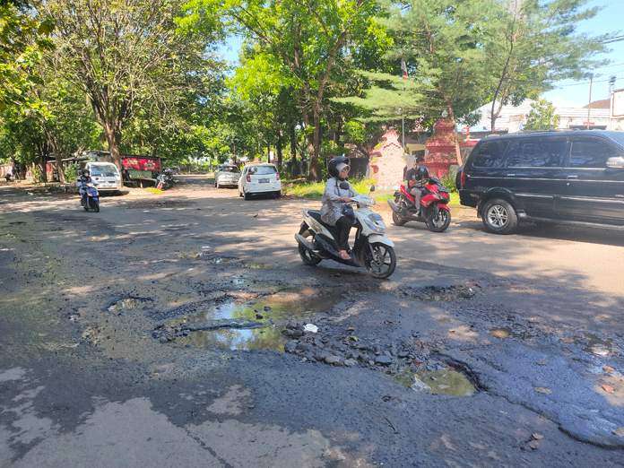 DPUTR Terus Tambal Sulam Jalan, Khawatir Kehabisan Anggaran Pemeliharaan