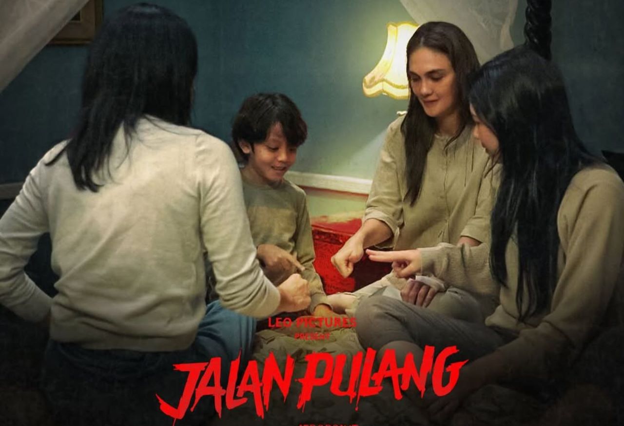 3 Fakta Seru Film Jalan Pulang: Tiga Ratu Horor Indonesia dalam Satu Frame
