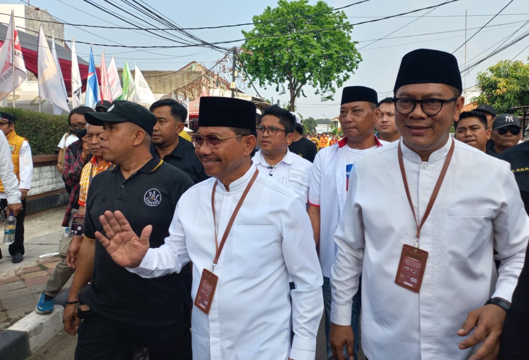 Datang ke Kantor KPU Kota Tangerang, Sachrudin-Maryono Diarak Massa Pendukung