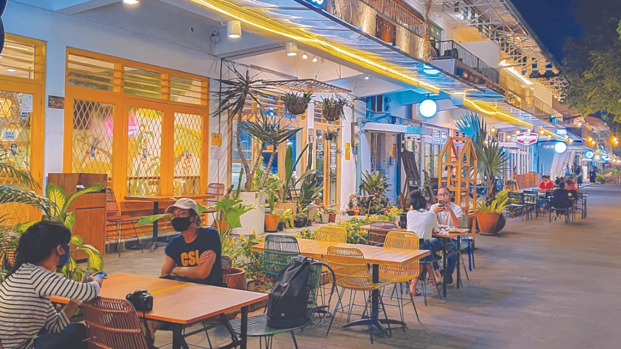 6 Lokasi Ngabuburit Gratis di Jakarta yang Hits, Jadi Favorit Gen Z!