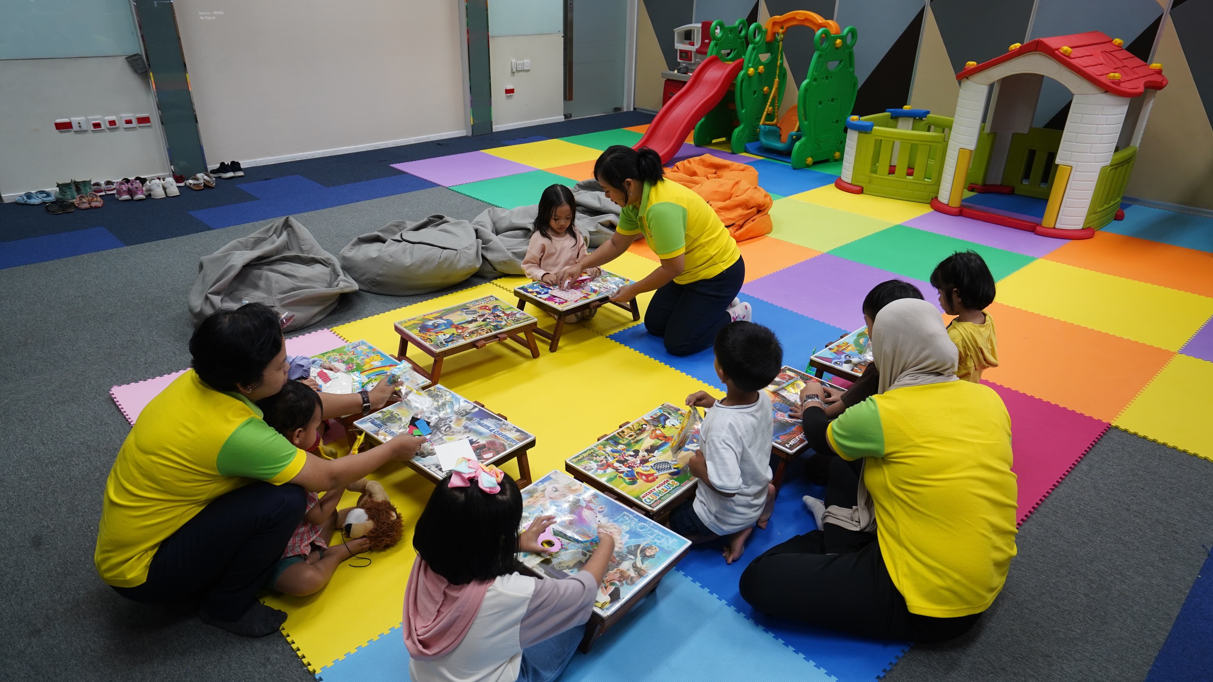 Jangan Bingung saat Baby Sitter Mudik Lebaran, Ajak Si Kecil ke Daycare Yuk!