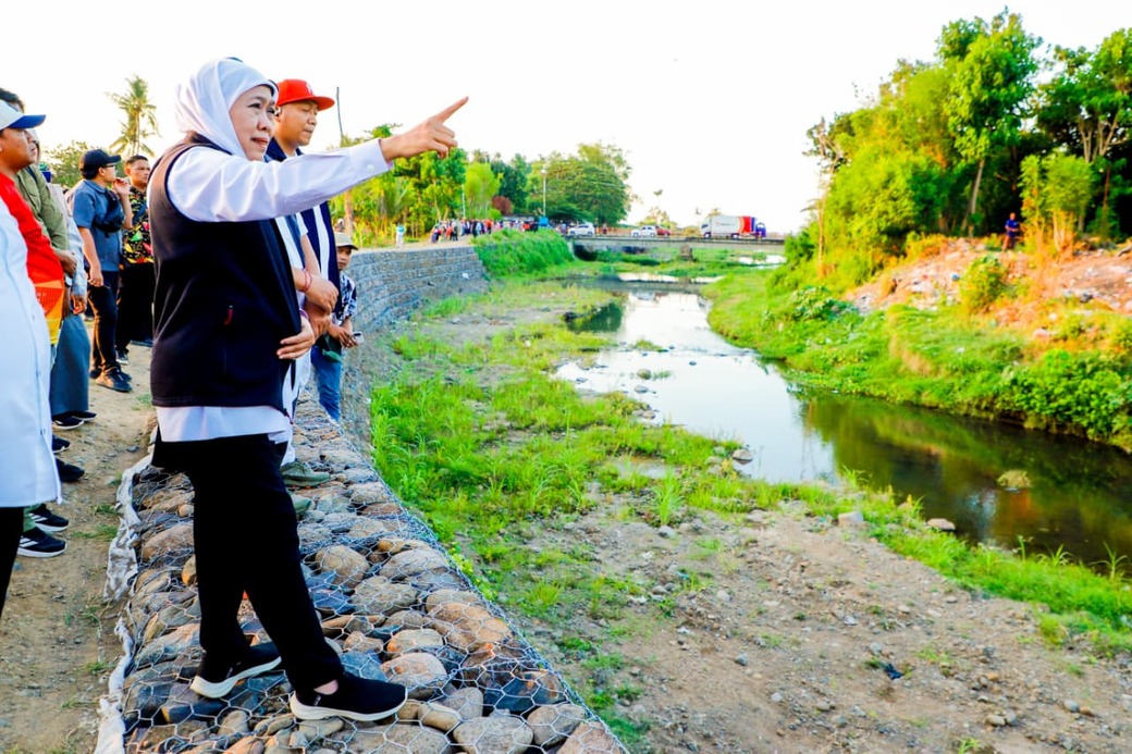 Bronjong di Situbondo Rampung, Khofifah: Irigasi 49 Hektare Sawah Aman dari Banjir