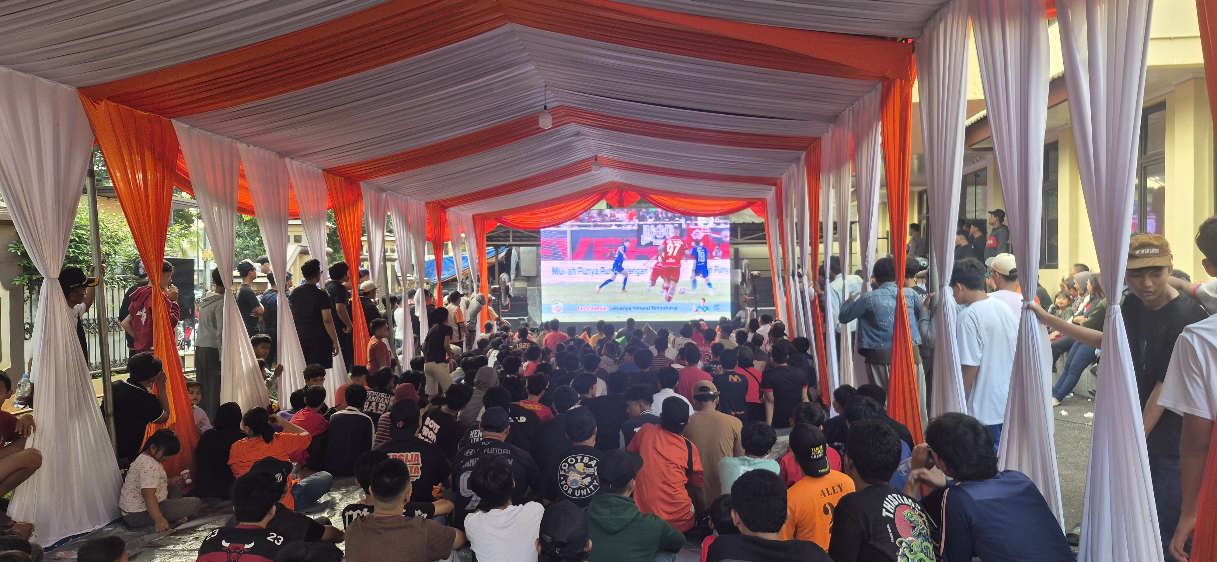 Jaga Kondusivitas, Polsek Pesanggrahan Satukan Jakmania dalam Nobar Persija vs Persib