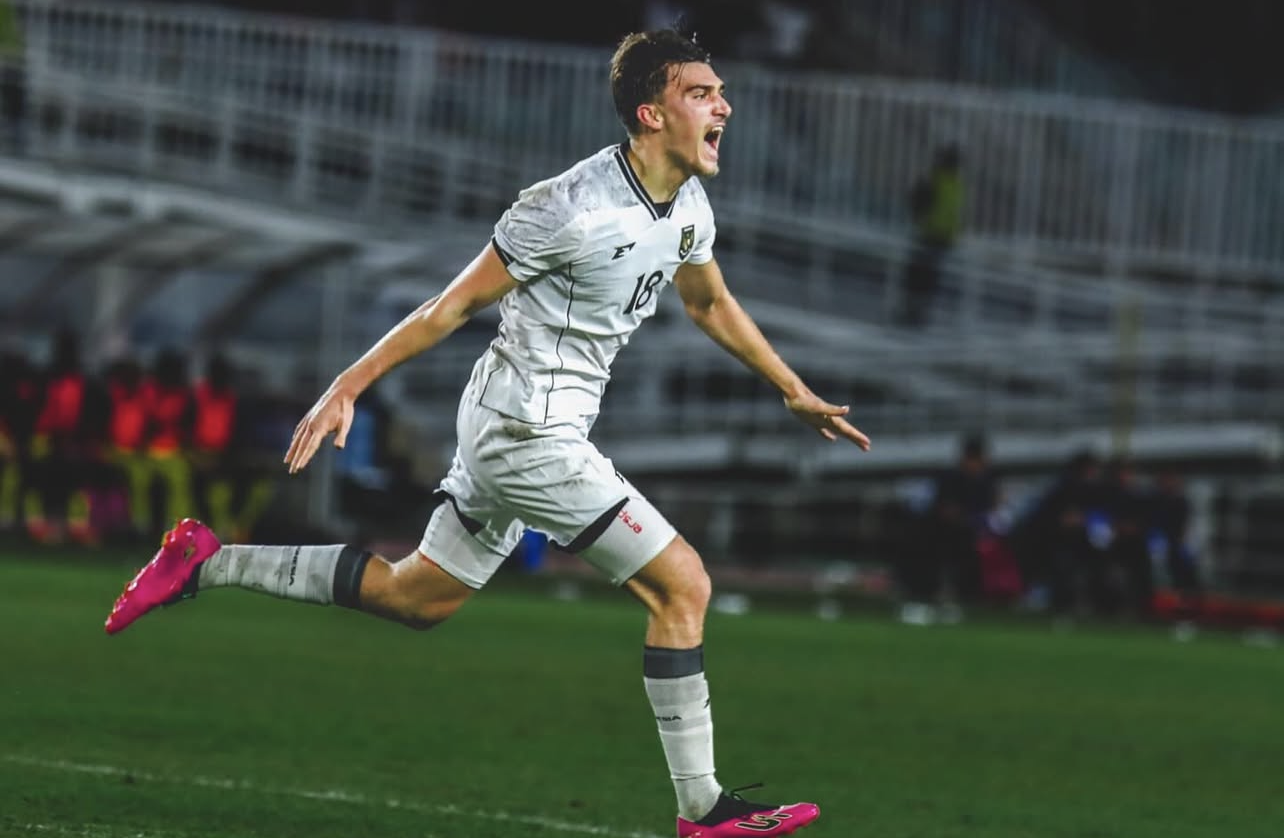 Persib Bandung Usai Rekrut Kurzawa dan Dion, Kini Bidik Mauro Zijlstra?