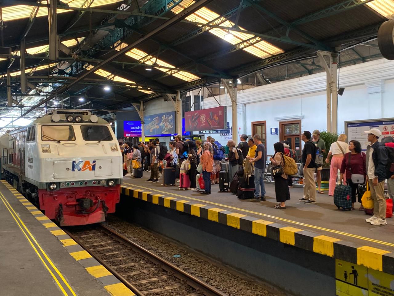 Website Resmi Pembelian Tiket Kereta Api Libur Nataru 2026, Siap Dibuka Mulai 1 Desember 2025