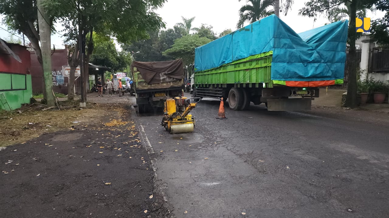 Menteri PU Tinjau Perbaikan Jalan Nasional Di Jatim: Lakukan Pekerjaan Dengan Hemat Tapi Tetap Jaga Mutu