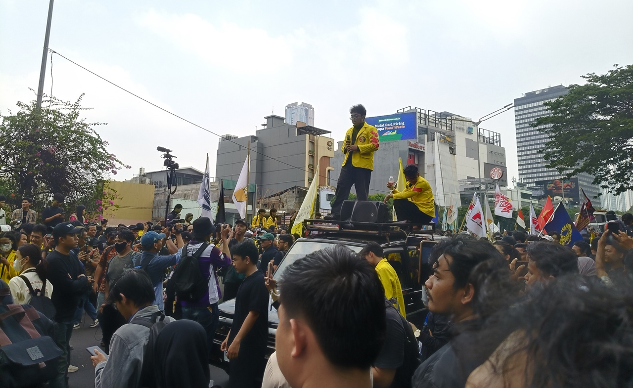 Massa Aksi Mulai Berdatangan di Kawasan Sudirman, Desak Pemerintah Hentikan Program MBG dan KDMP