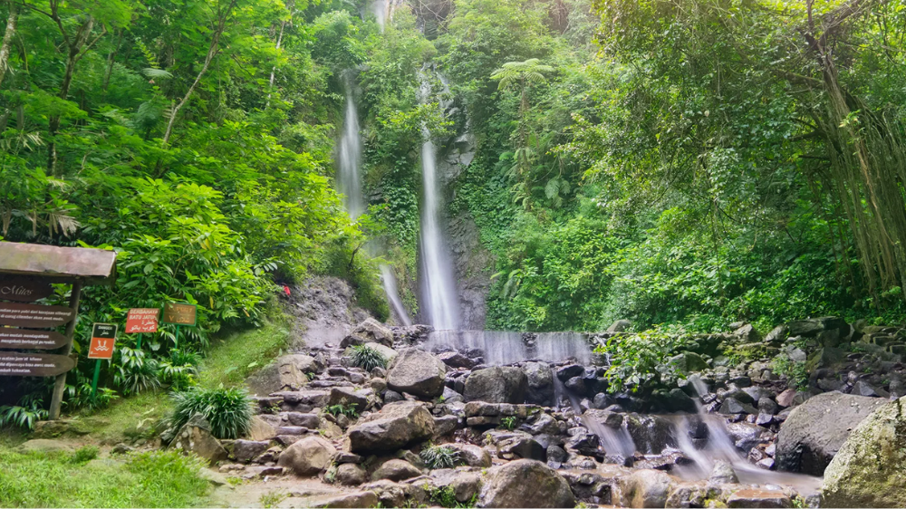 5 Daftar Wisata Curug Dekat dari Jakarta, Cocok untuk Liburan di Akhir Pekan!