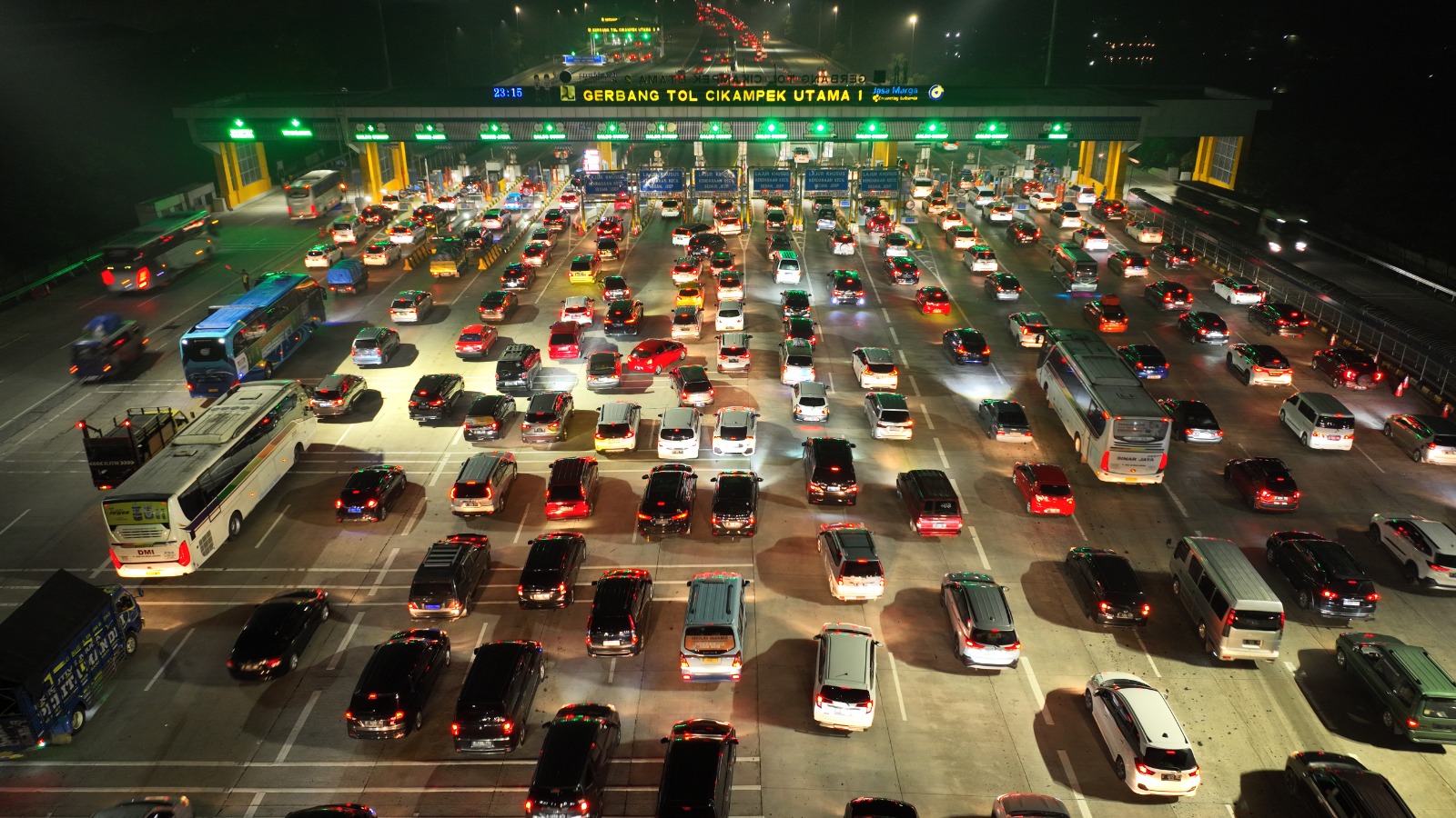 Info Mudik 2023: 83.909 Kendaraan Tinggalkan Jakarta Melalui Gerbang Tol Cikampek Utama