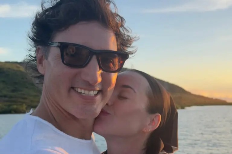 BUCIN! Katy Perry dan Justin Trudeau Makin Lengket, Sibuk Pamer Foto-Foto Mesra
