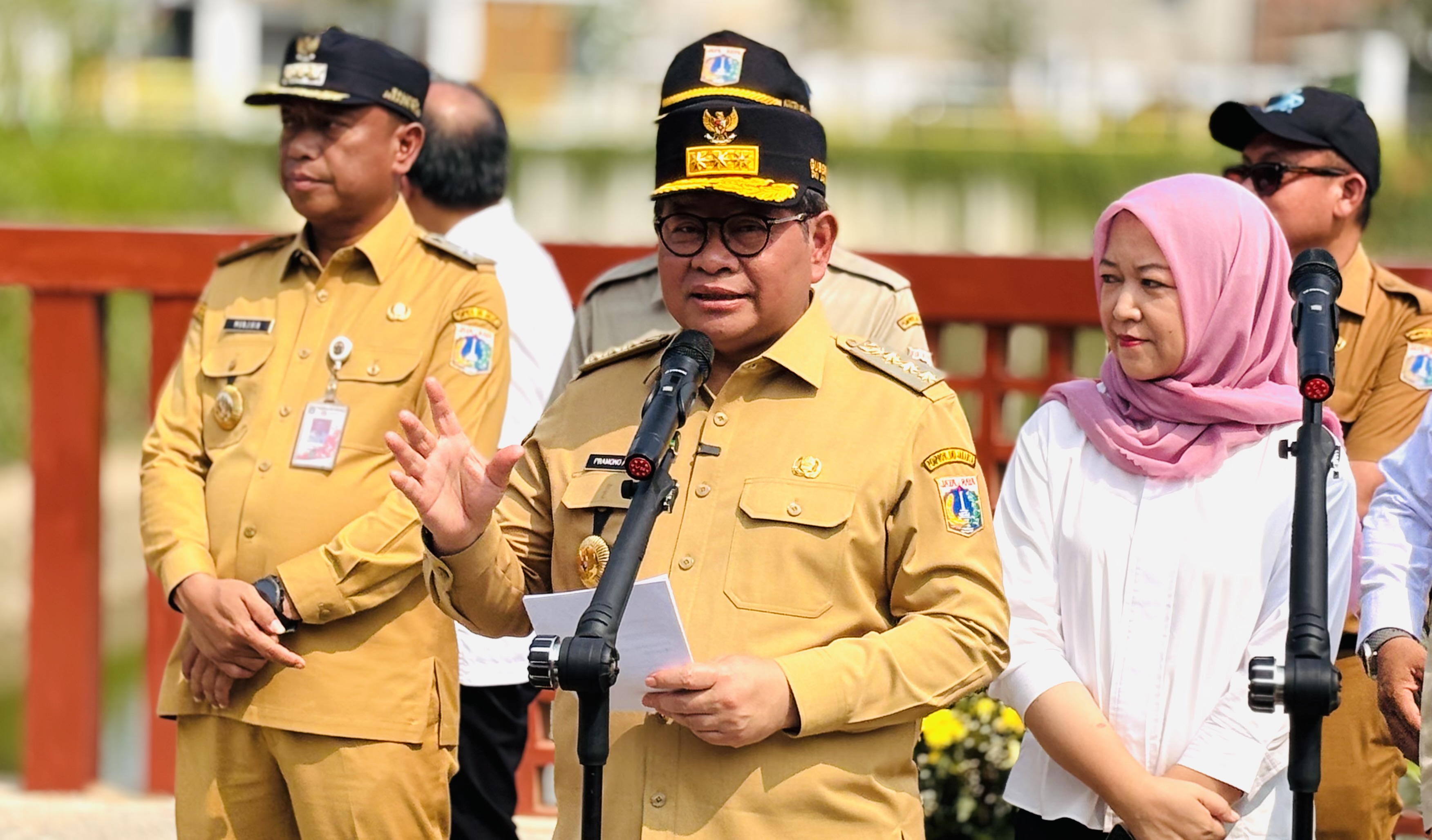 Pramono Gratiskan RS dan Puskesmas Jakarta bagi Warga Terdampak Asap Karhutla
