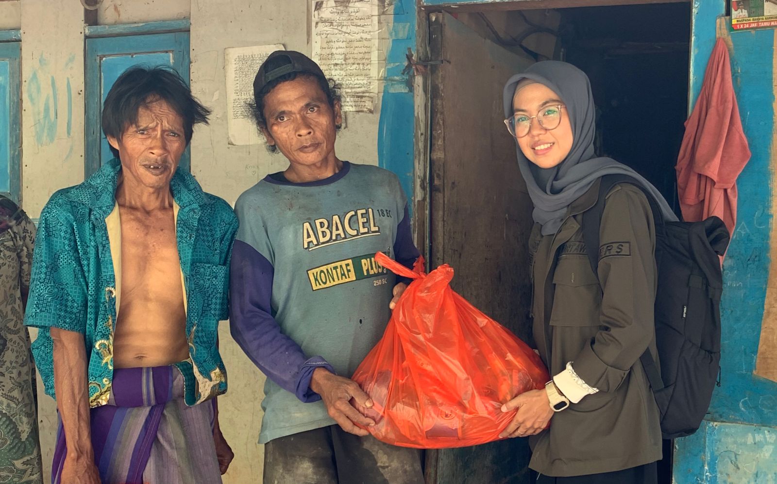 Komunitas Jurnalis Peduli di Kabupaten Tangerang Sambangi Warga Kurang Mampu
