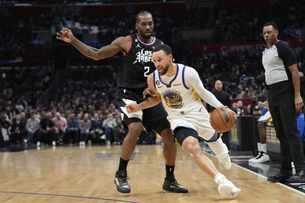 Stephen Curry Cetak 50 Poin, Warriors Tetap Kalah 