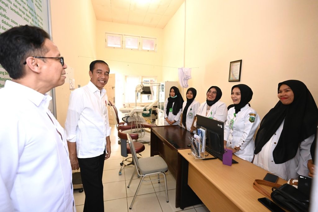 Jokowi Ingin RSUD Tipe C Dilengkapi Dokter Spesialis, dari Kandungan hingga Bedah