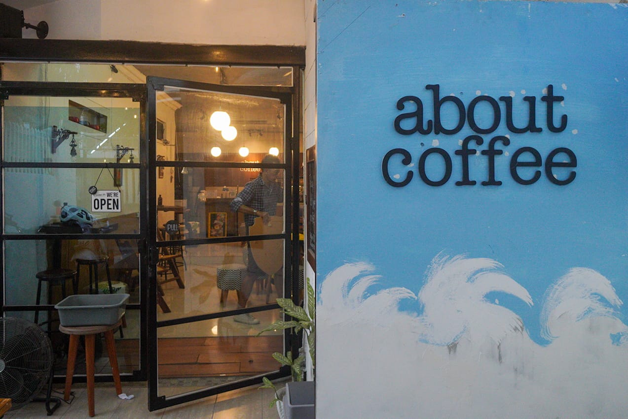 Berkonsep Co-Working Vintage Minimalis, About Coffee Bikin Siapa pun Betah ’Ngantor’ 
