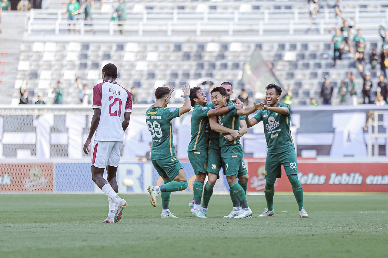 Half Time Persebaya vs PSM Makassar: Tendangan Keras Song Ui Yong Bikin Persebaya Unggul 1-0