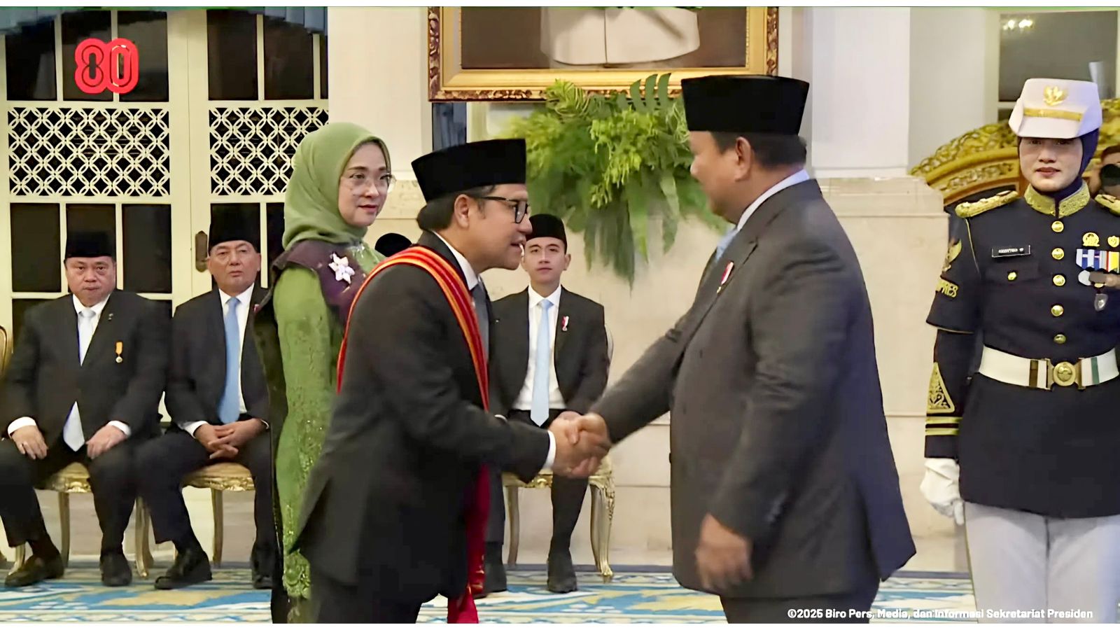 Setia pada Bangsa dan Negara, Cak Imin Terima Anugerah Bintang Mahaputera Adipurna