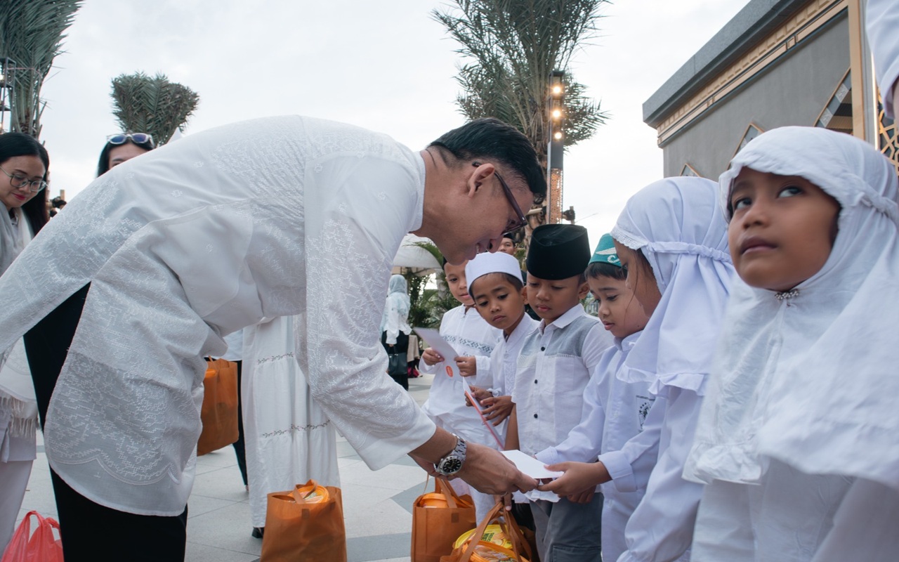 Ascott Takes Part Ramadan: HARRIS Puri Mansion dan Oakwood PIK Santuni Anak Yatim