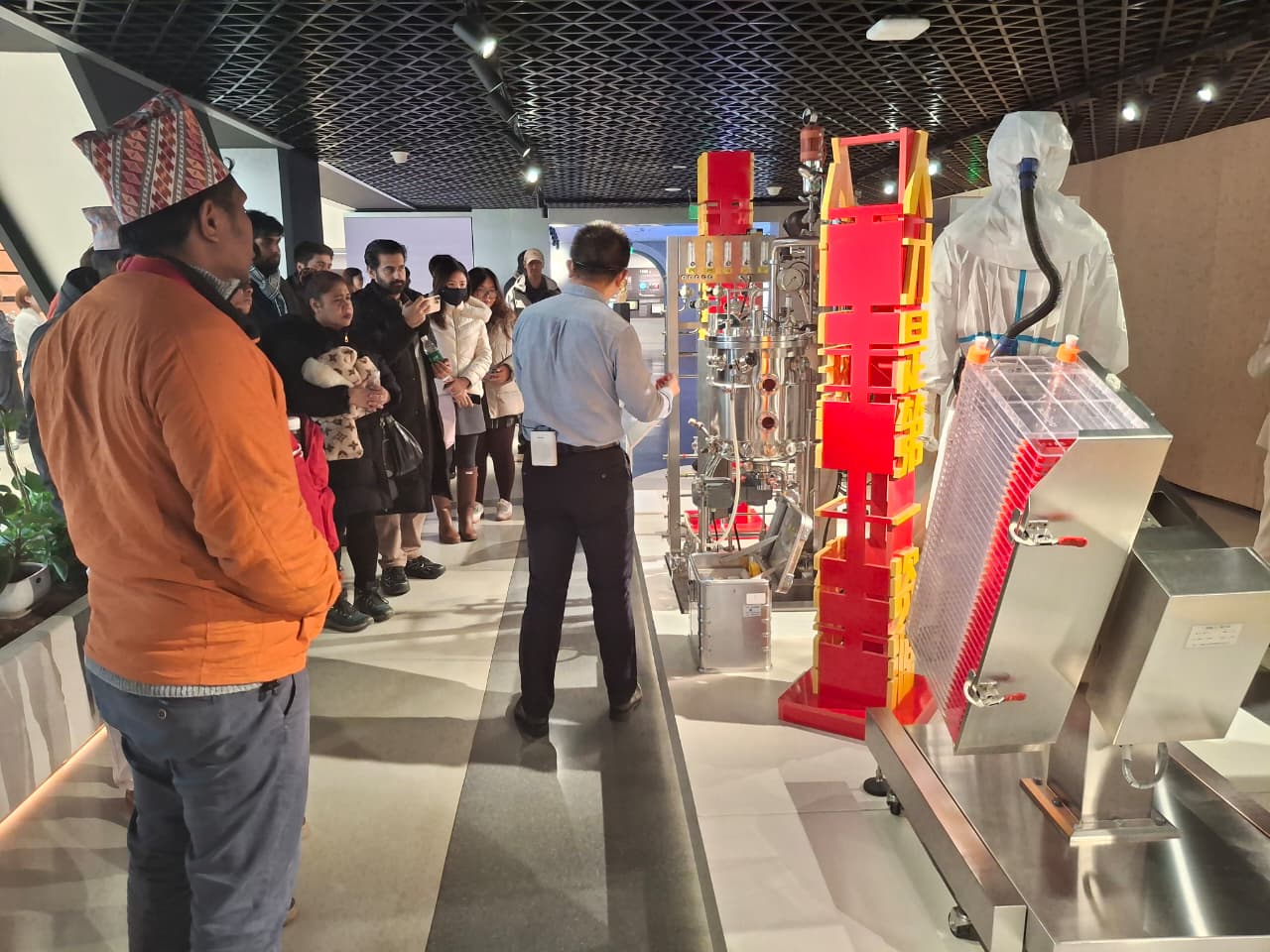 Harian Disway di China International Press Communication Center (CIPCC) (109): Jejak Panjang Vaksin Tiongkok