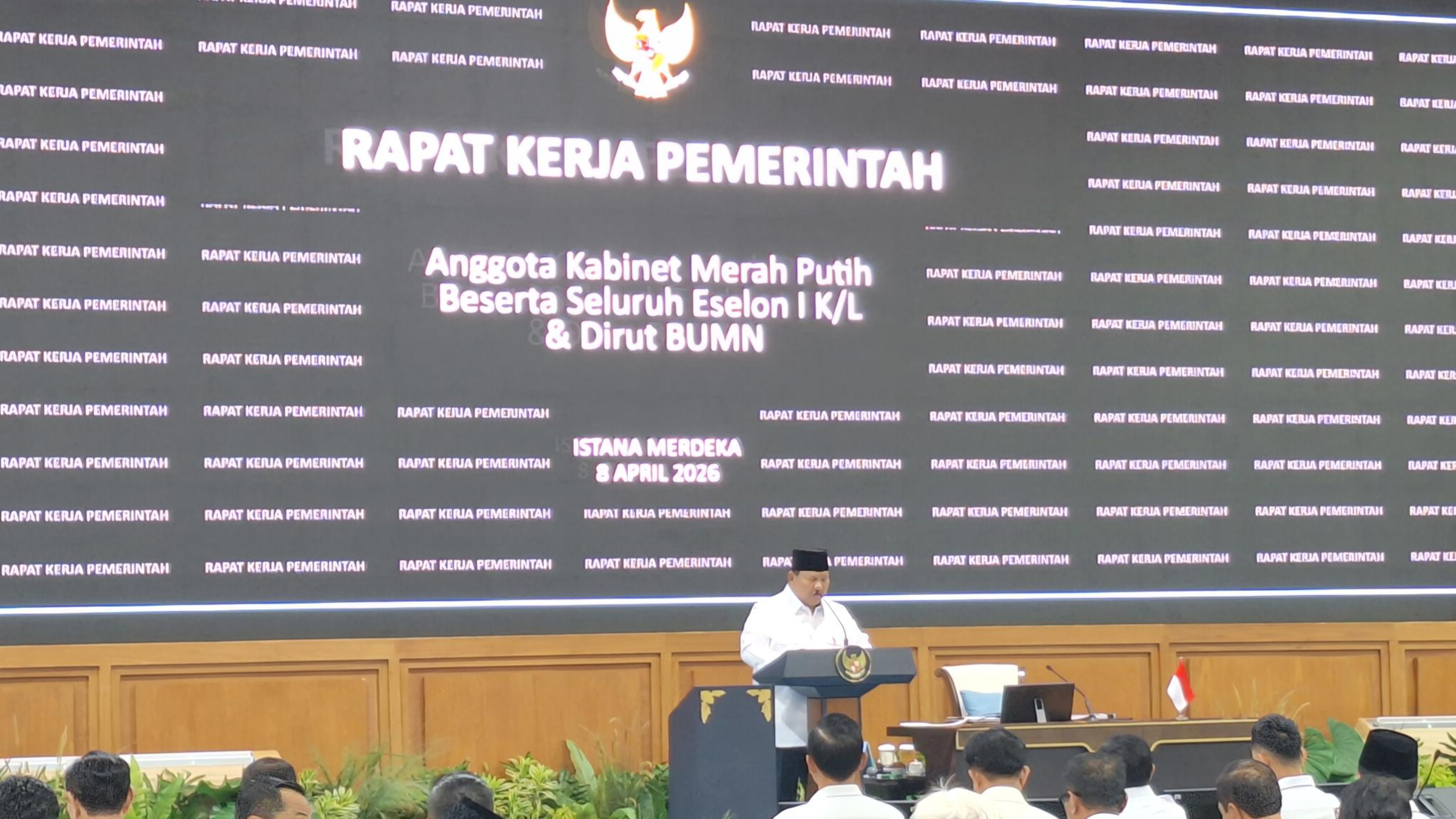 Bahlil Bilang Stok BBM Aman, Prabowo: Bukan Berarti Kita Santai, Kita Tetap Kerja