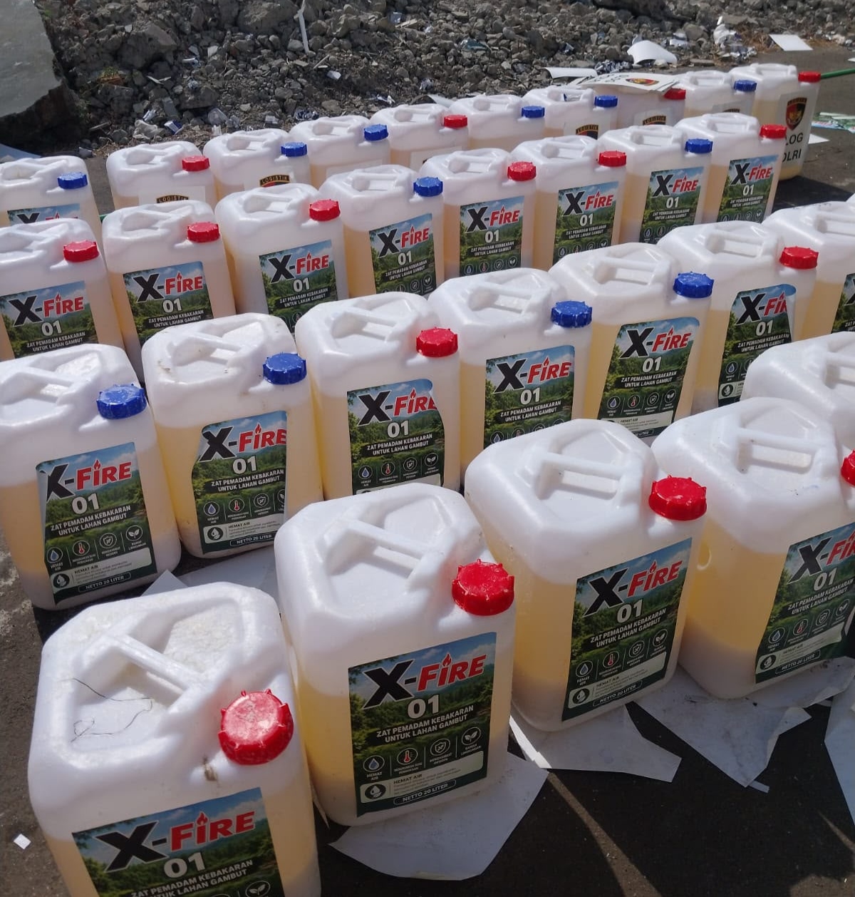 Karhutla Sumsel, Polri Kerahkan 4.000 Liter Formula X-Fire untuk Pemadaman