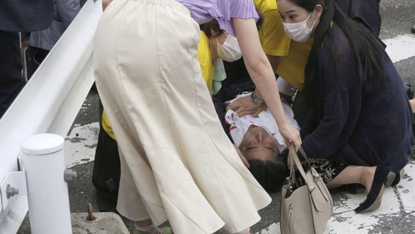 Mantan PM Jepang Shinzo Abe Ditembak dari Belakang di Nara 