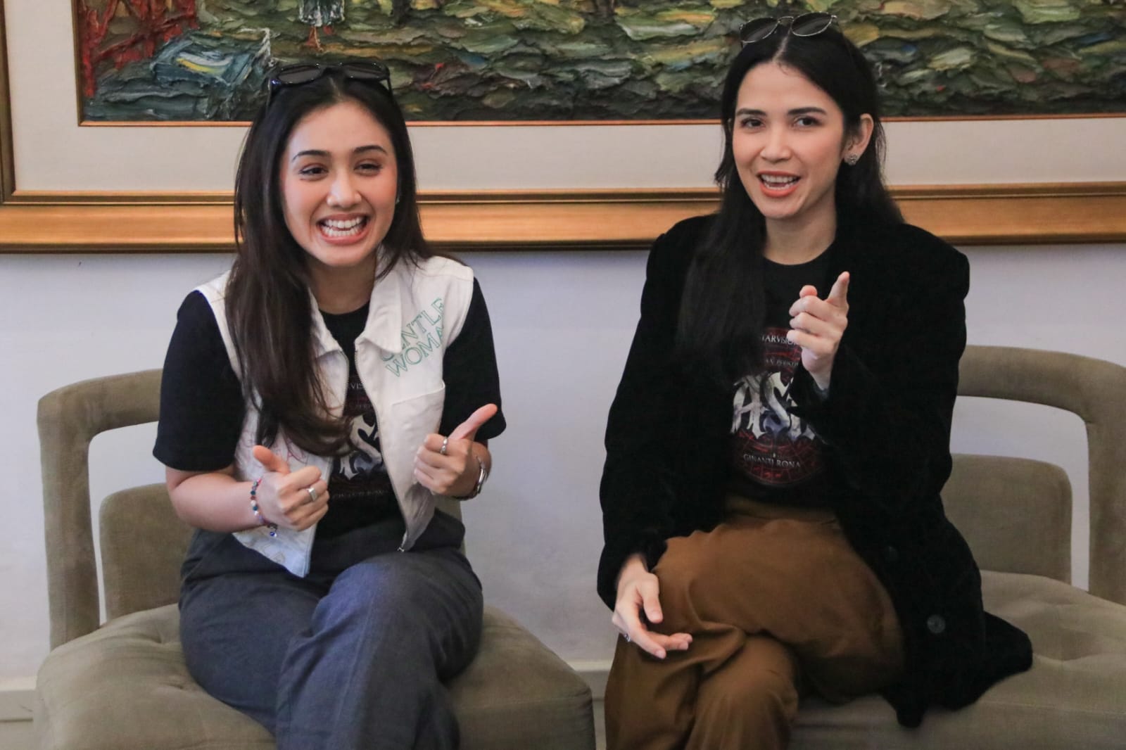 Dinda Kanya Dewi dan Zulfa Maharani Paparkan Film Horor Dasim saat Media Visit di Kantor Harian Disway