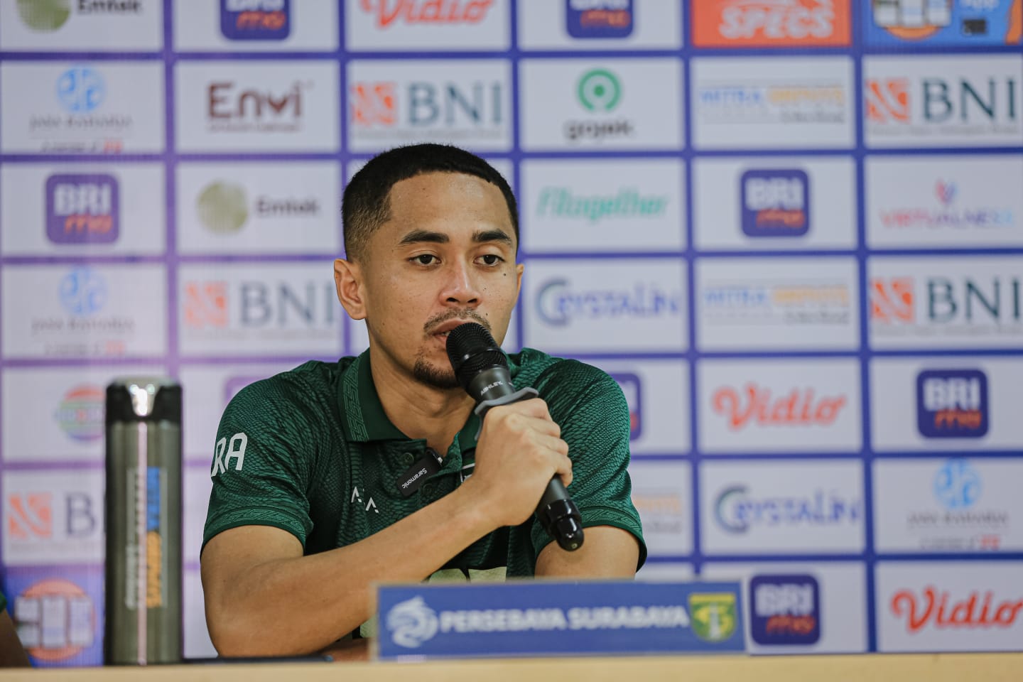 Kapten Persebaya, Reva Adi Menyampaikan Pesan Pamungkas Kepada Rekannya Saat Tertinggal Di Babak Pertama