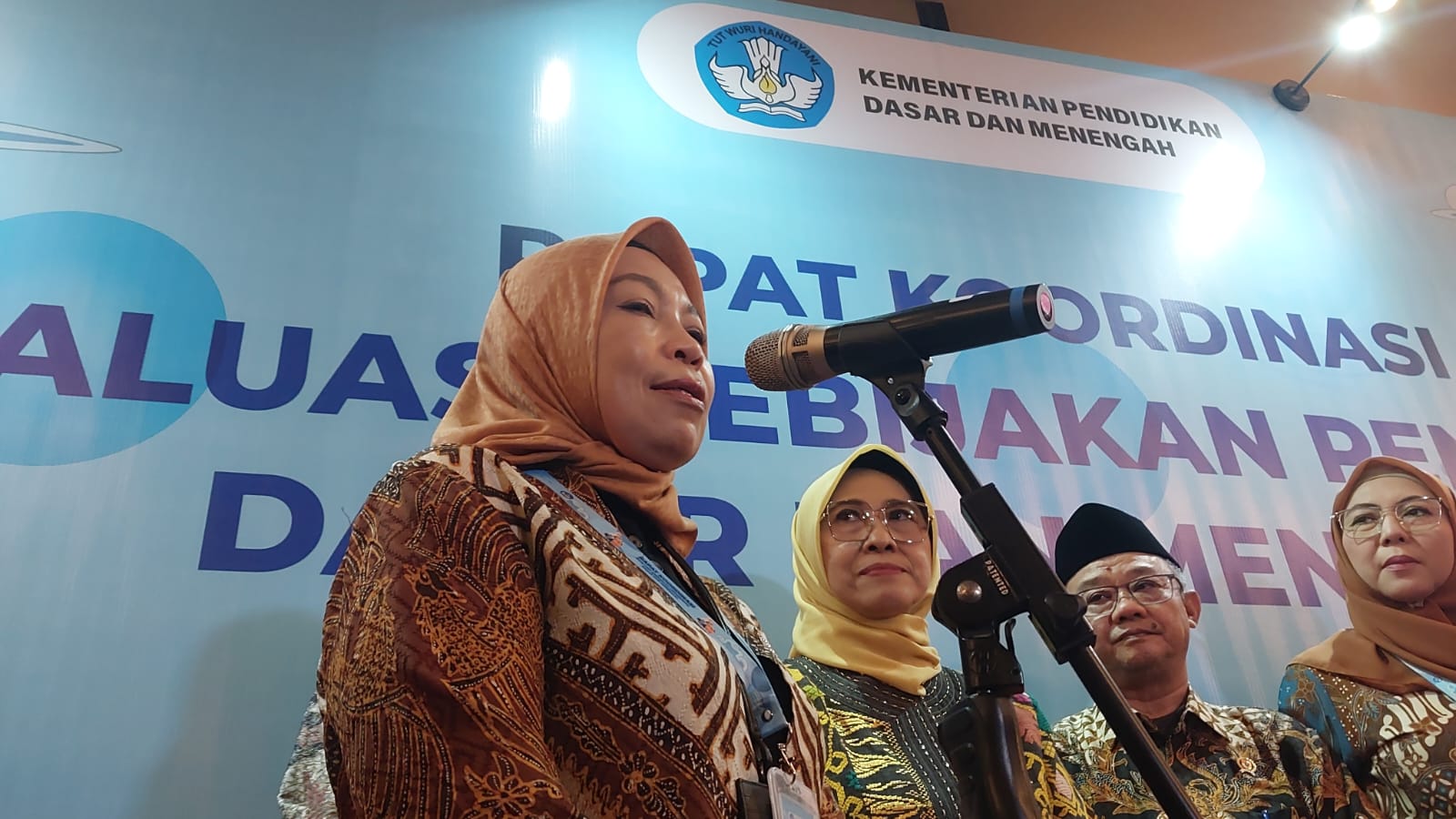 Alhamdulillah Cair! Tunjangan Guru Ngalir ke Rekening Mulai 21 Maret 2025, Segera Validasi di info.gtk.dikdasmen.go.id