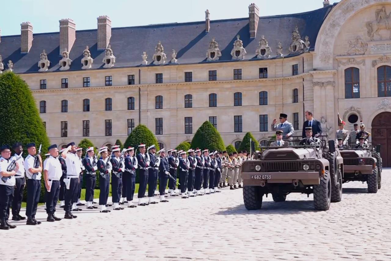 Prabowo Tiba di Les Invalides, Disambut Upacara Kehormatan Kenegaraan Prancis