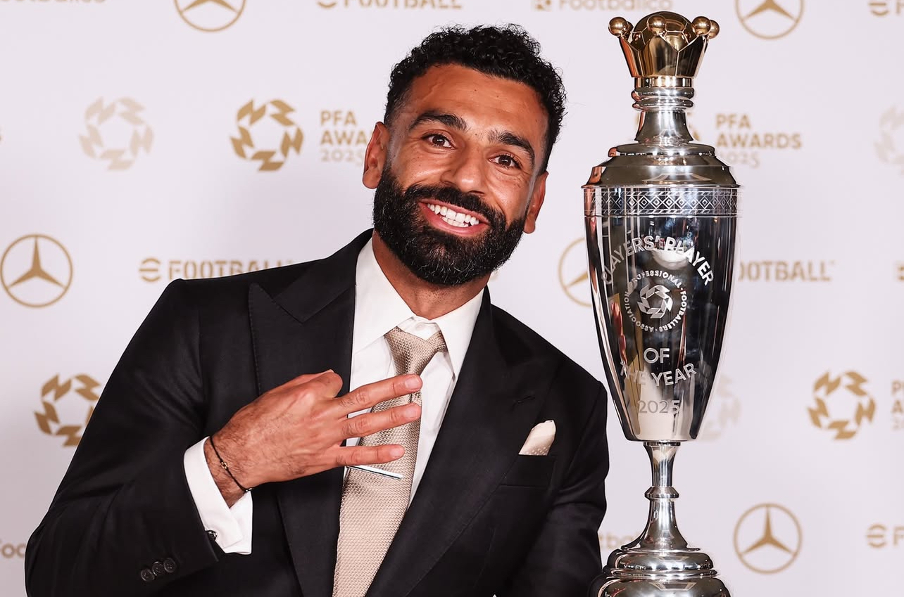 Mohamed Salah Salip Rekor Fantastis Cristiano Ronaldo hingga Thierry Henry, Raih Hattrick PFA Player of the Year