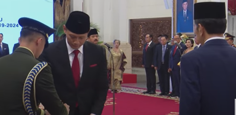Dilantik Jokowi, AHY Lapor Jadi Menteri ATR/BPN ke Prabowo dan Direstui SBY
