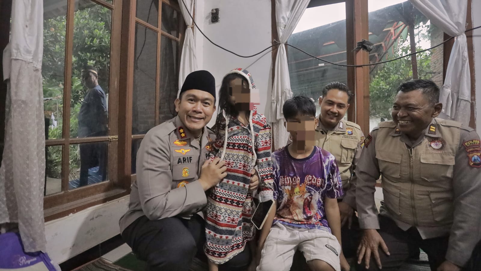 Polres Blitar Beri Trauma Healing ke Anak Korban Mutilasi di Ngawi