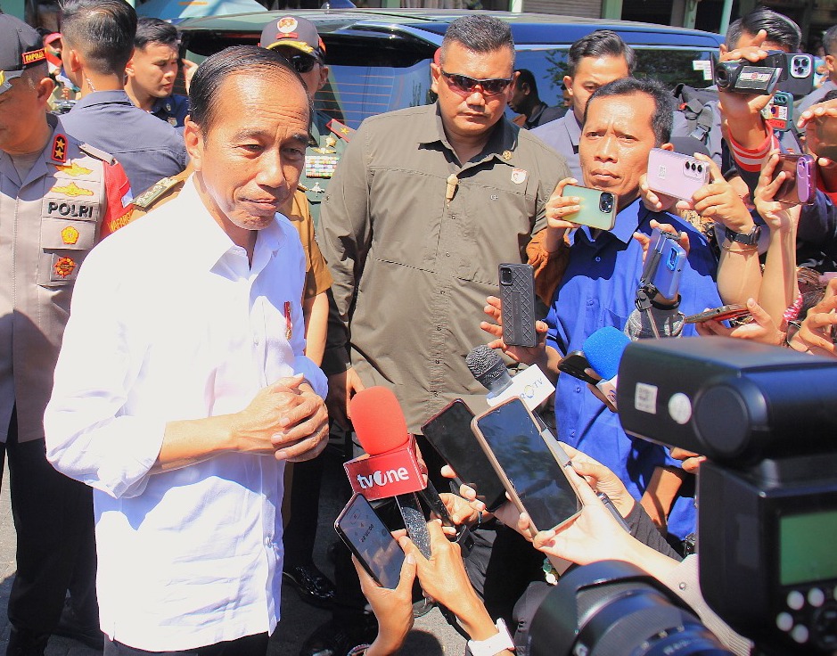 Jokowi Sudah Tandatangani Surat Pengunduran Diri Risma sebagai Mensos