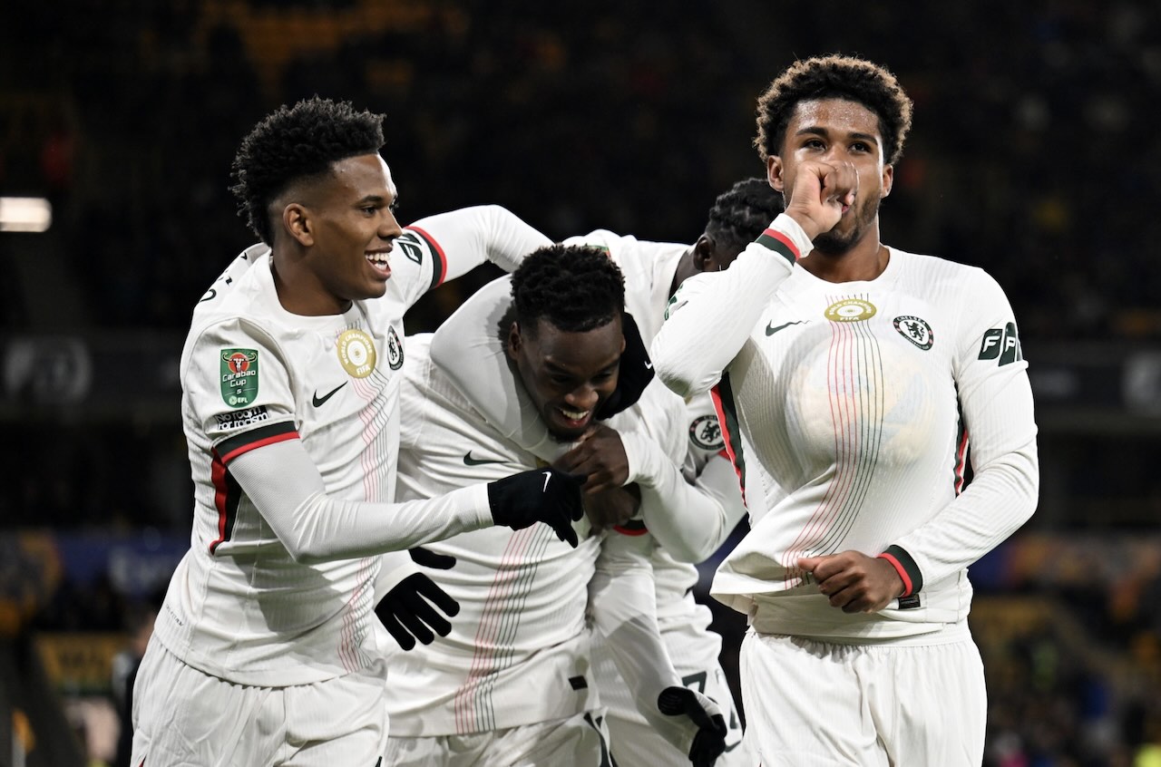 Wolves vs Chelsea 3-4: Lolos ke 8 Besar Carabao Cup, Enzo Maresca Sesalkan Kartu Merah Bodoh