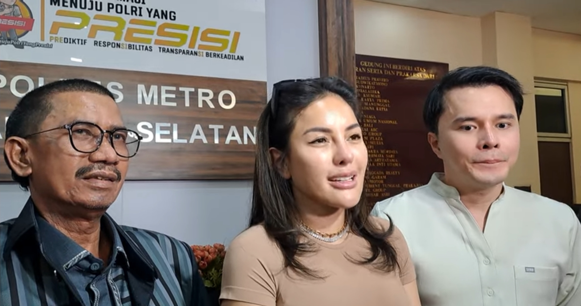 Nikita Mirzani Bakal Boyong 20 Tukang, Berencana Robohkan Rumah Vadel Badjideh