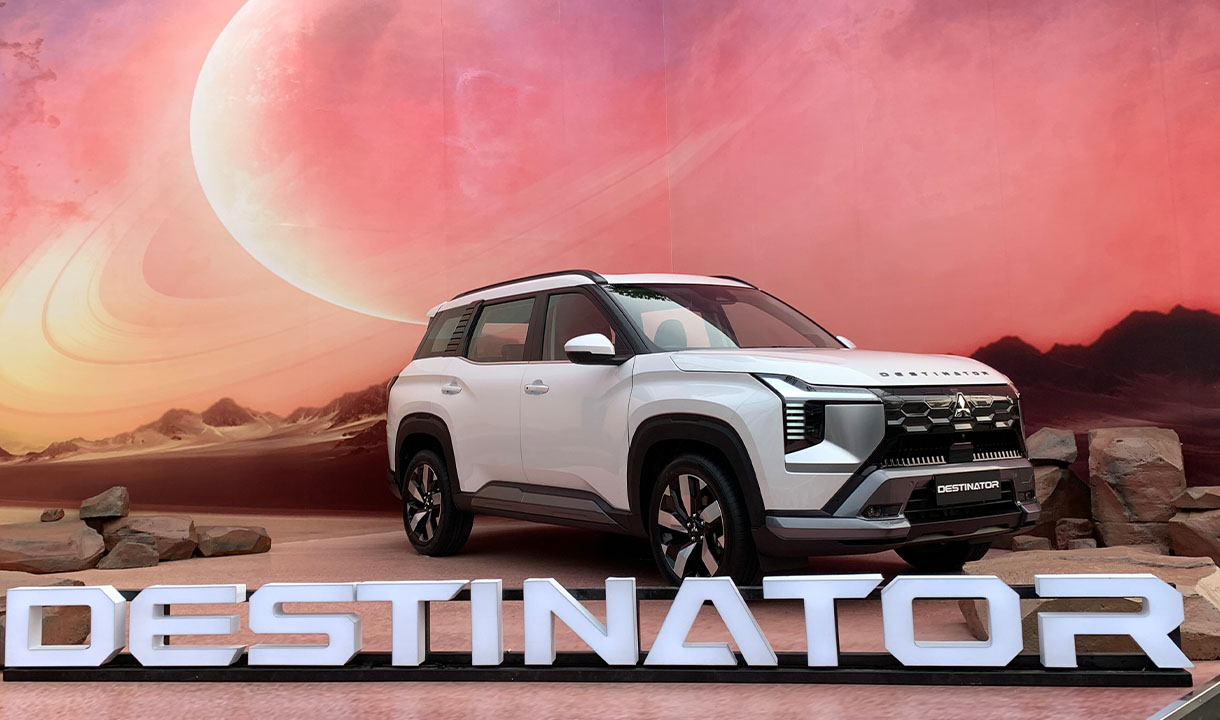 SDA 12.3 Inci Layar Sentuh Mudahkan Atur Fitur Mitsubishi Destinator Sepanjang Perjalanan