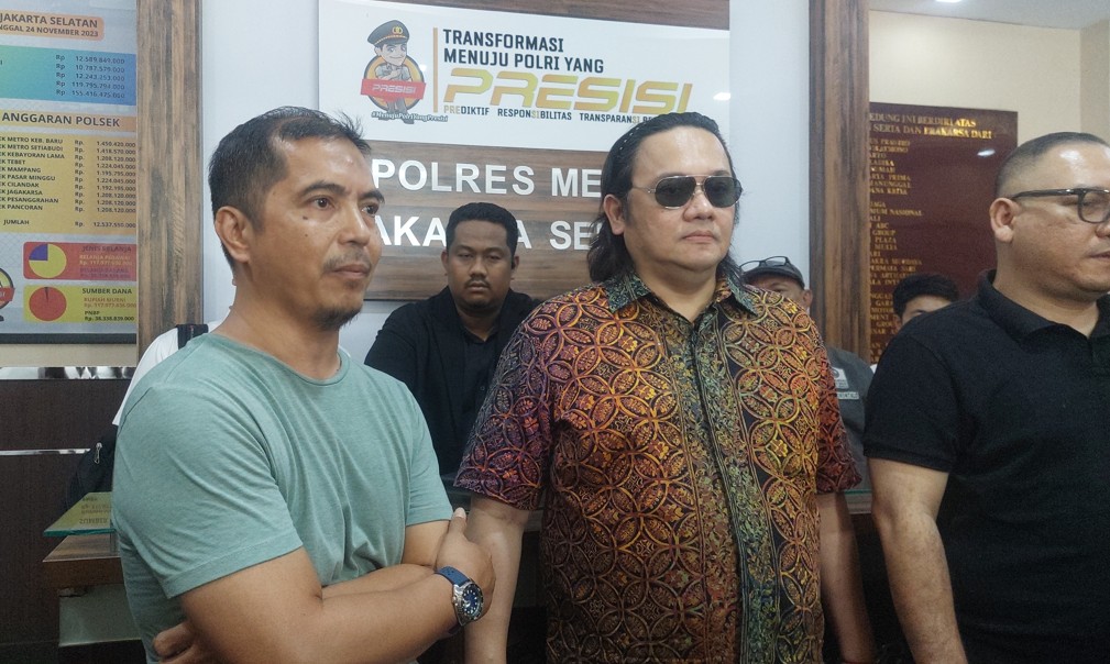 Farhat Abbas Komentari Densu Sudah Damai dengan Perwakilan Suku: Bukan Urusan Saya!