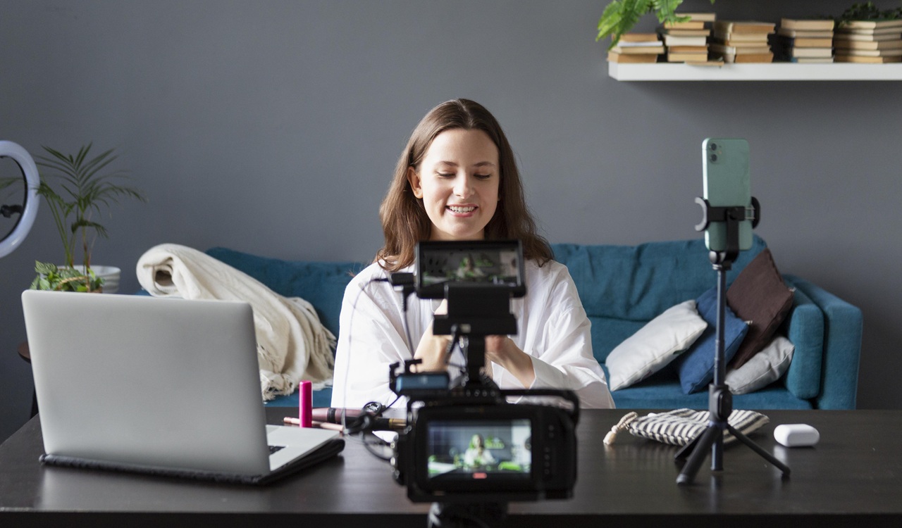 4 Rahasia Dapat Uang dari Konten, Strategi Monetisasi Kreator Digital