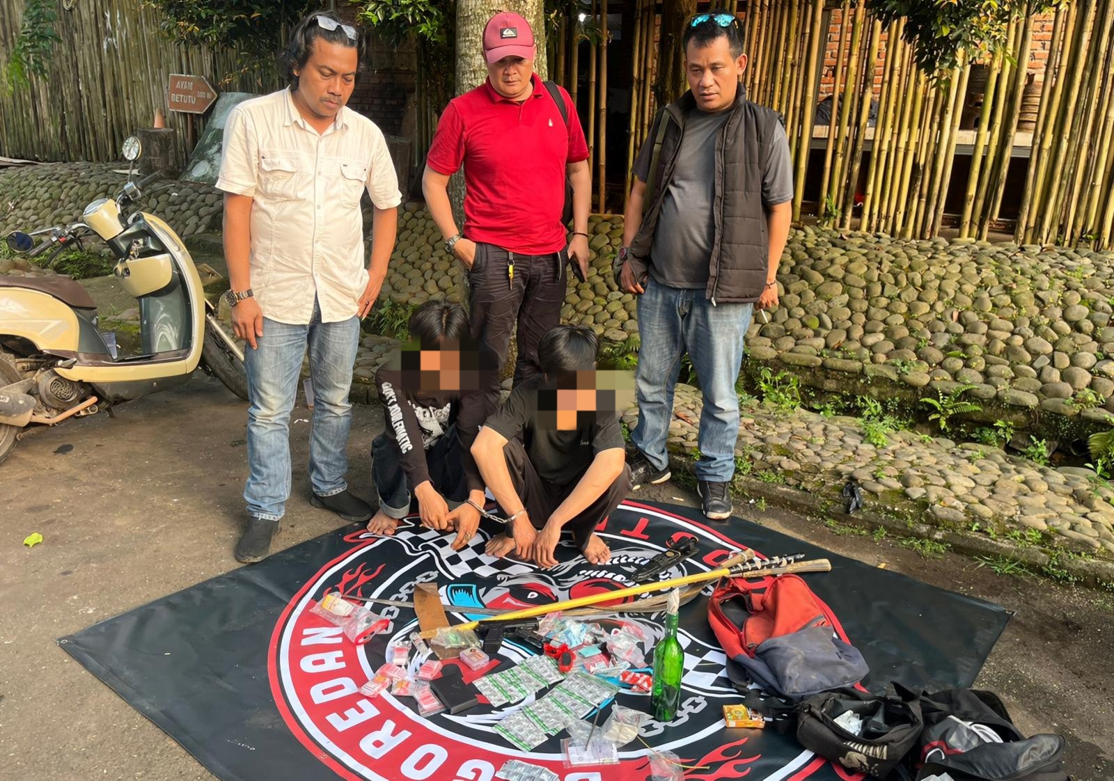 Terduga Pengedar Tramadol Ilegal Dibekuk bersama Sajam dan Airsoftgun