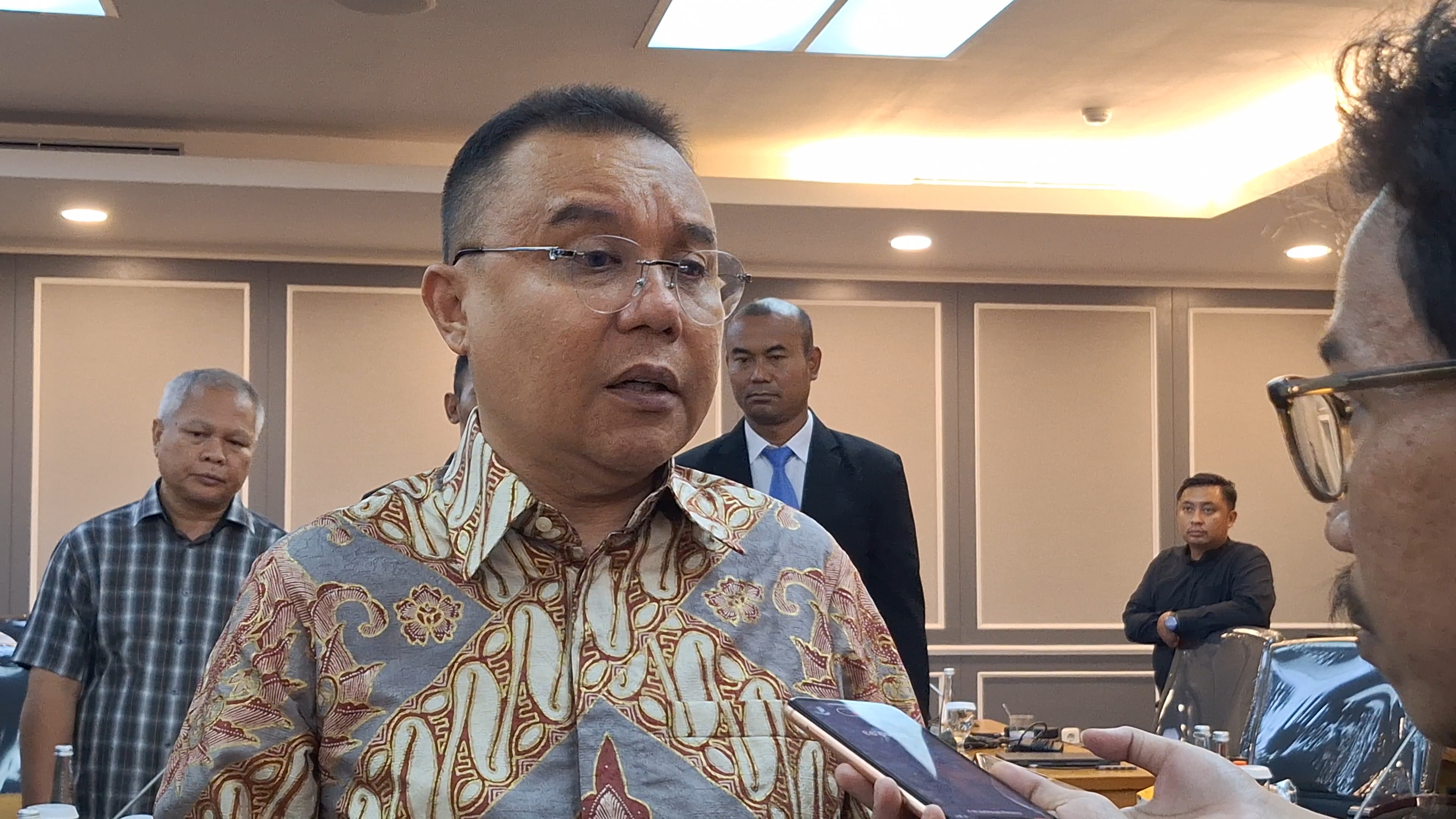 MK Larang Polisi Aktif Jabat Posisi Sipil, DPR: Kami Akan Pelajari Lebih Lanjut