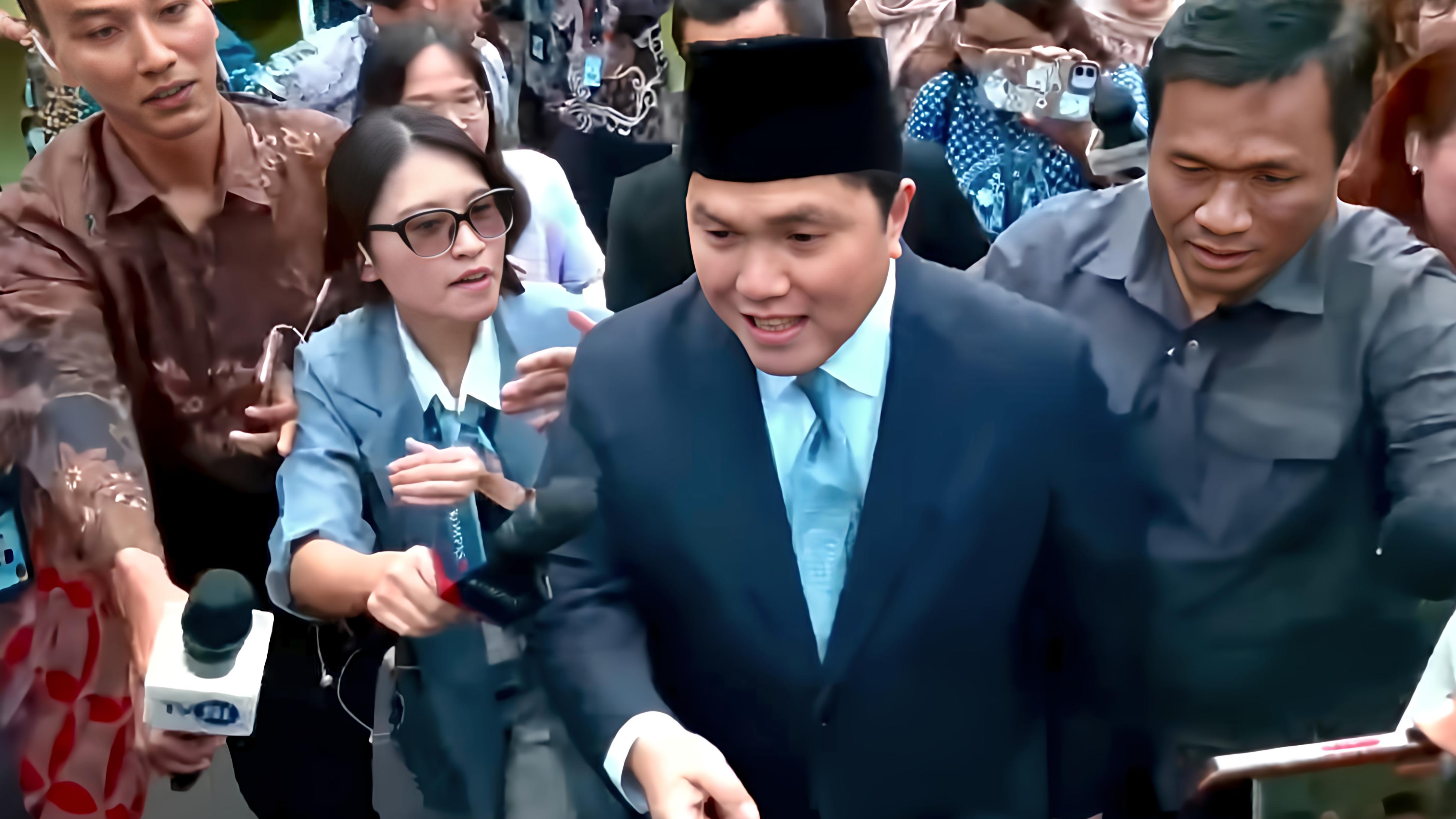 Erick Thohir Semringah, Tiba-tiba Merapat ke Istana: FIX Menpora?