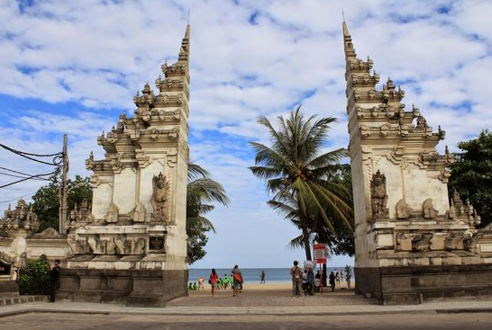 6 Rekomendasi Pantai Hidden Gem di Bali, Pilihan Liburan Akhir Tahun