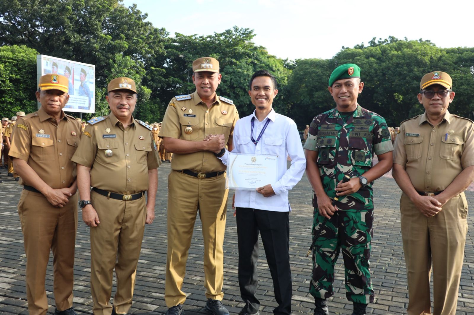 Pertagas Niaga Ganjar PT SPB (Perseroda) Jadi BUMD Terbaik dalam Acara City Gas Excellent Award 2025