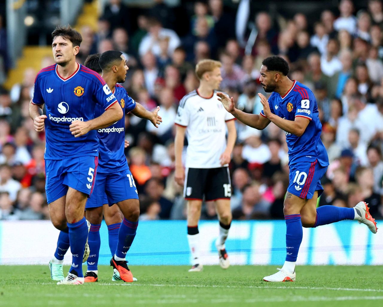 Fulham vs MU 1-1, Matheus Cunha Selamatkan Poin Setan Merah