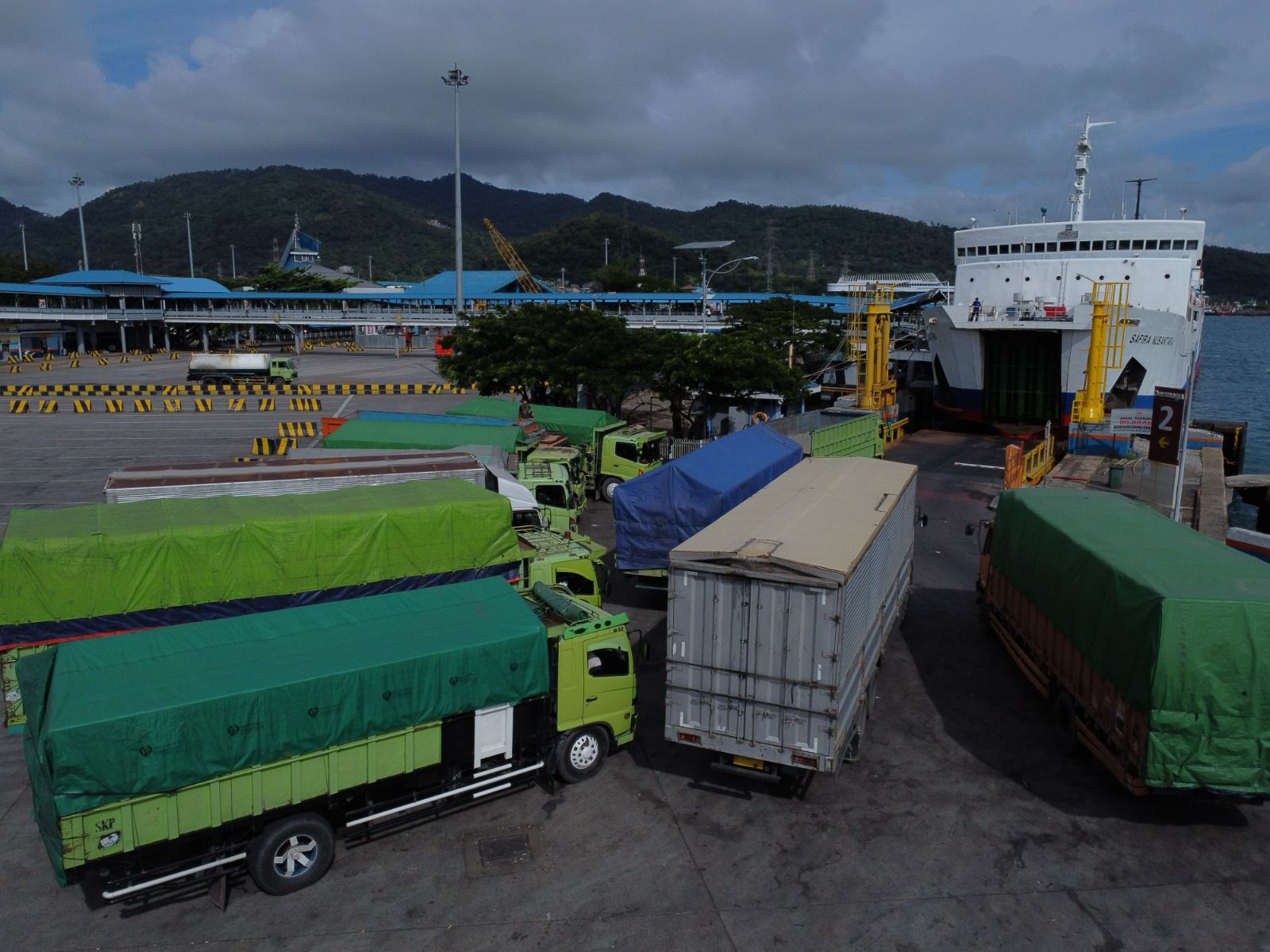 Pemerintah Berlakukan Pembatasan Truk Selama Mudik Lebaran, Kecuali Truk Logistik 