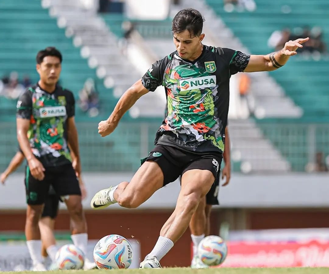 Pelatih Persebaya Uston Nawawi Waspadai Kedalaman Skuad Borneo FC