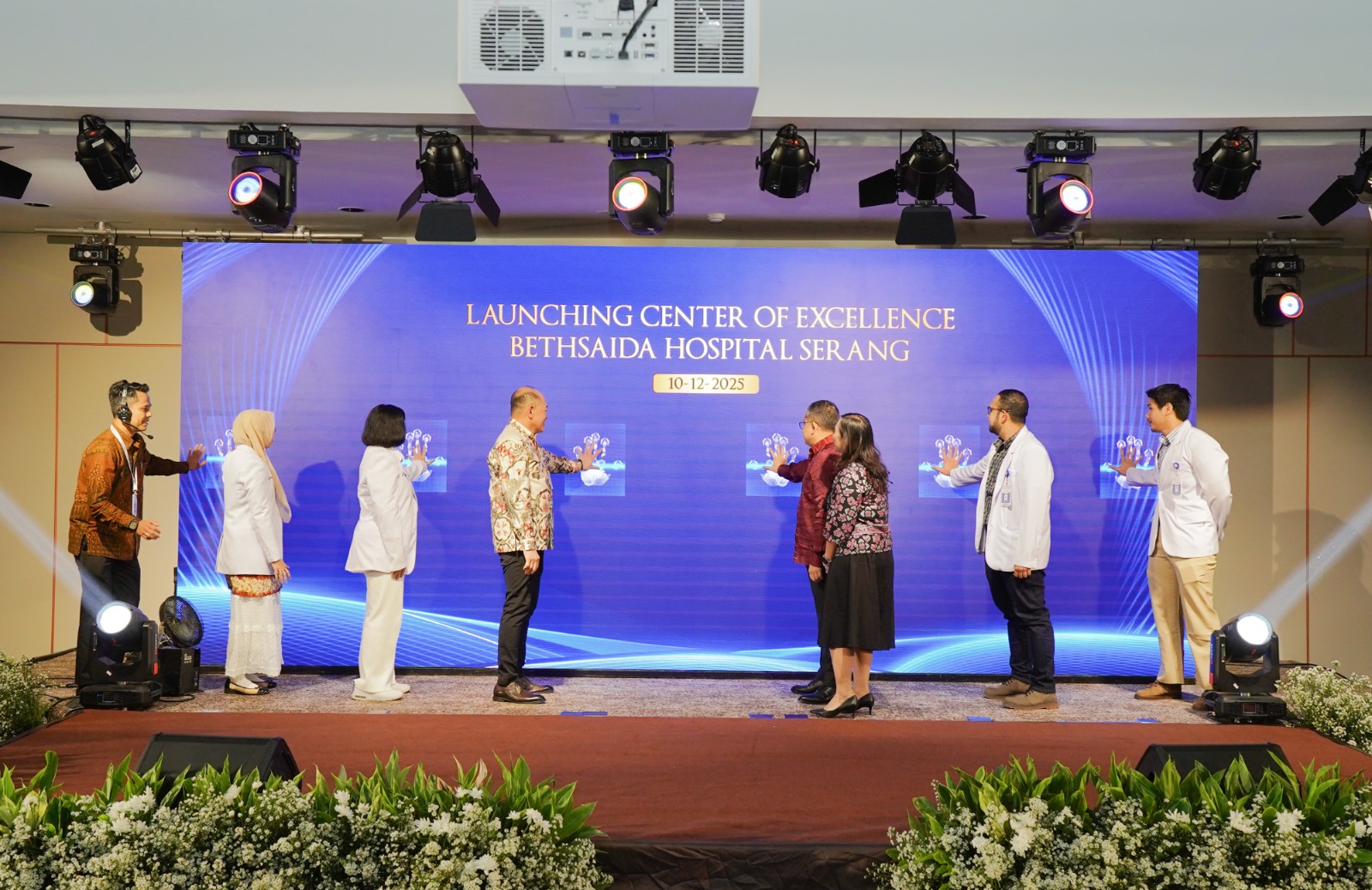 Butuh Perawatan Spesialis? Center of Excellence Ini Punya Layanan Lengkap dari Jantung sampai Urologi